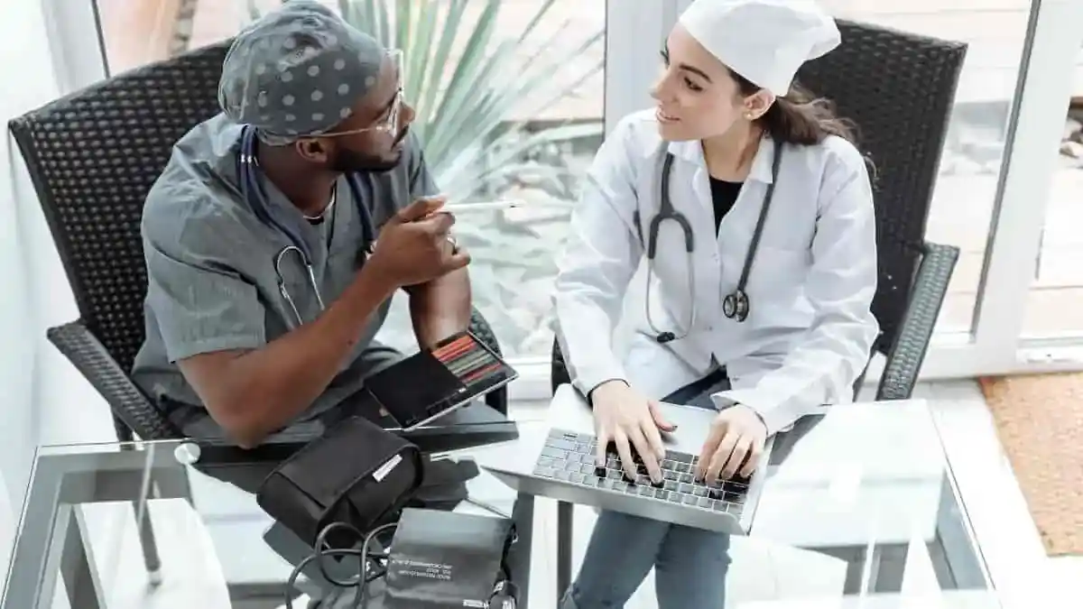 Como fazer curso marketing digital para médicos