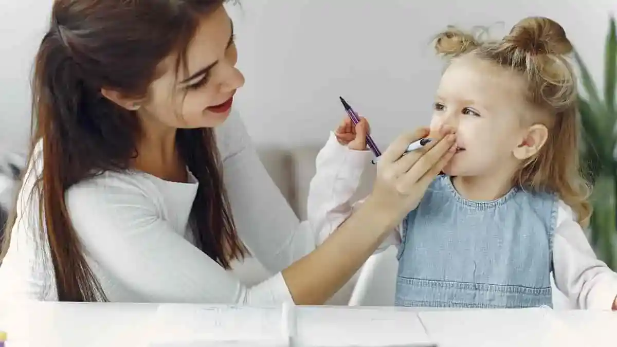 Meu filho nasceu e agora como encontrar a melhor babá