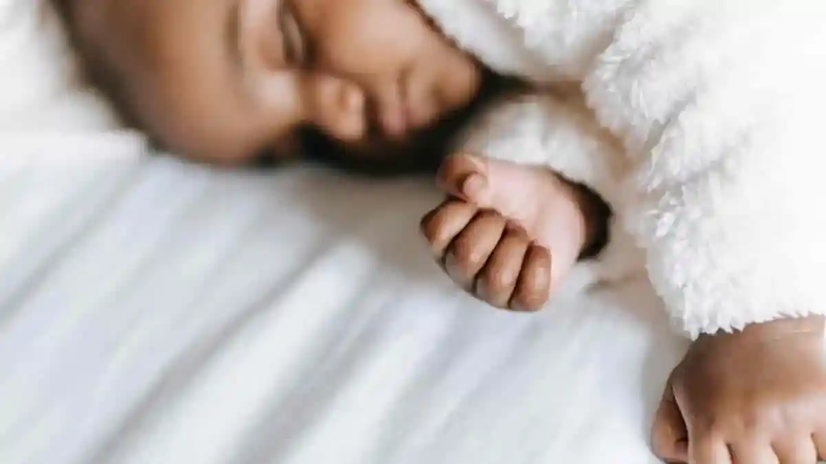 Como manter o bebê aquecido na hora de dormir