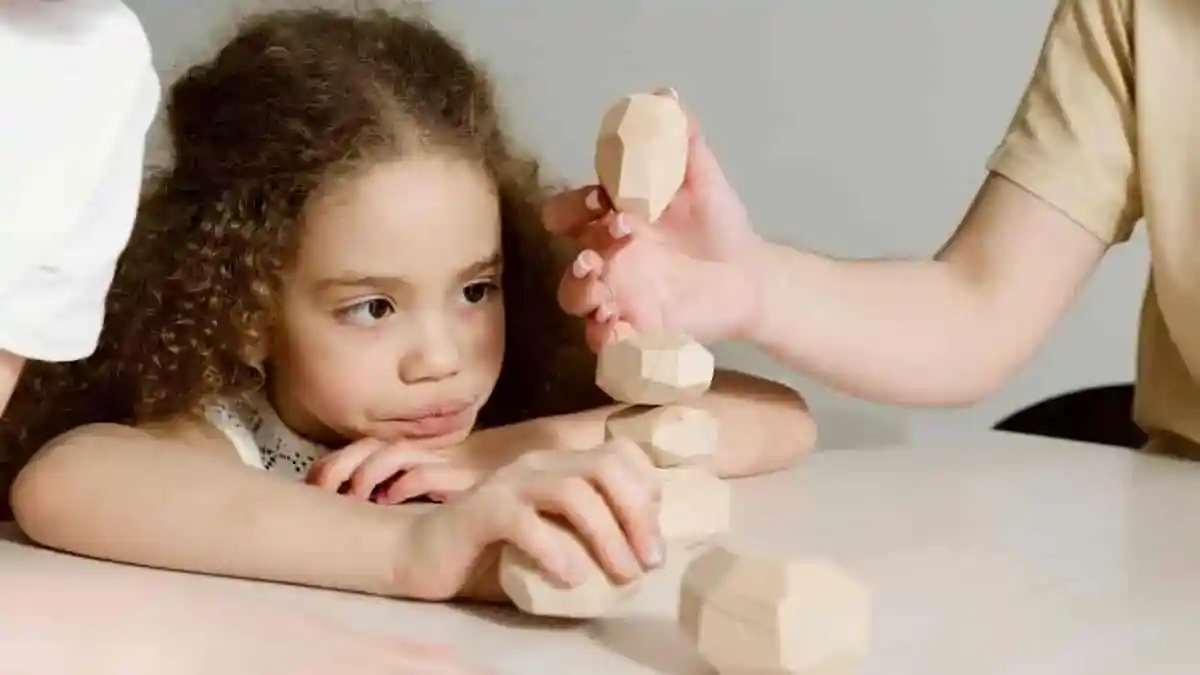 Os brinquedos que são adaptados para crianças com paralisia cerebral
