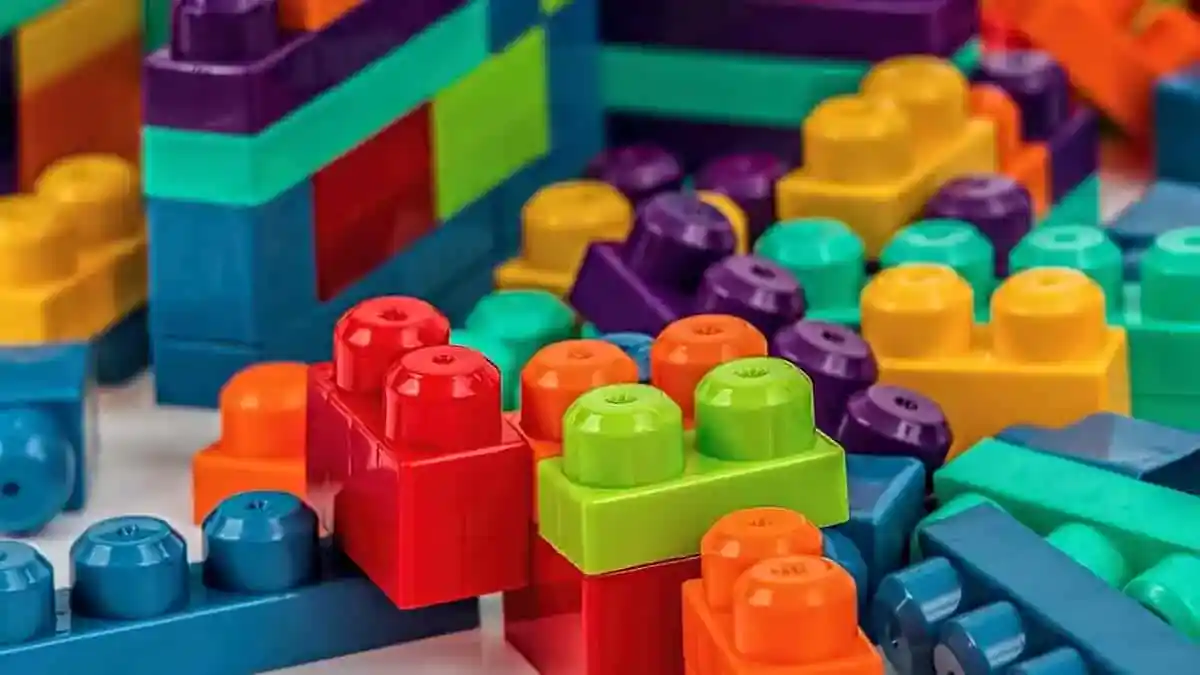 Brinquedos para crianças de 1 ano: 5 ideias educativas e lúdicas