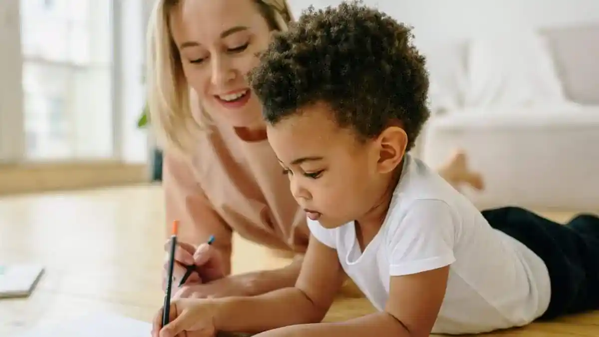 Melhores atividades para crianças de 3 anos, como estimular o desenvolvimento infantil