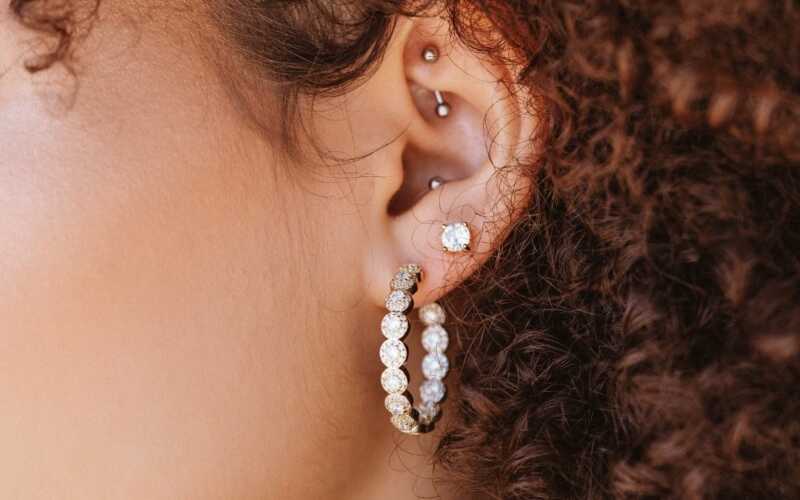 principais tipos de piercing de orelha