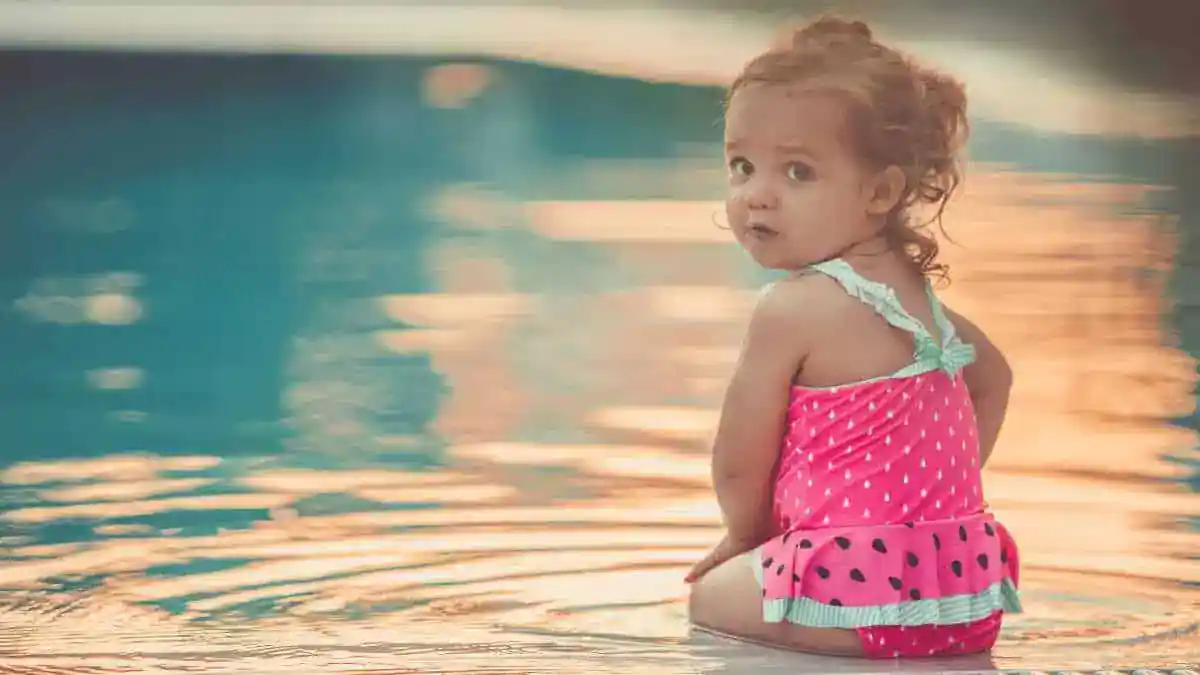 Maiô de bebê: aprenda a escolher o modelo mais confortável