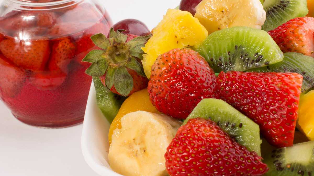 Nutrição e Lazer na Lactação: As 5 Frutas Mais Nutritivas e Momentos de Diversão Online