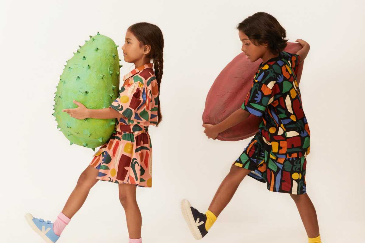Confira dicas essenciais para escolher roupas infantis com conforto, estilo e praticidade. Acerte na compra dos looks dos pequenos!